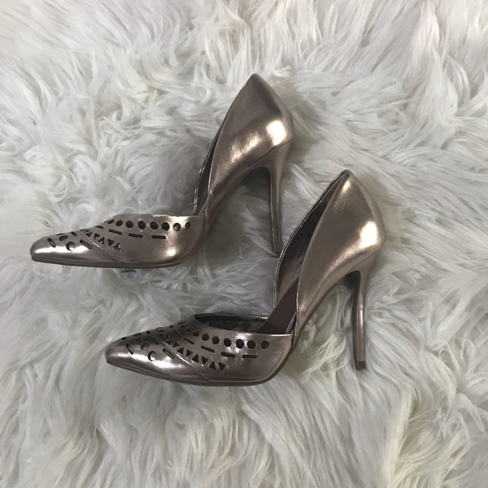 Mossimo Gold Cutout heels